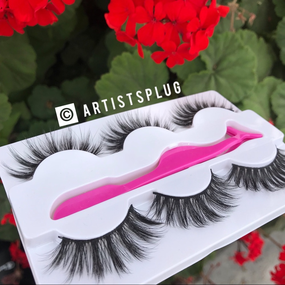 NEW!! HP!! 3 PAIR 💫 REAL MINK FALSE EYELASHES - Picture 2 of 3